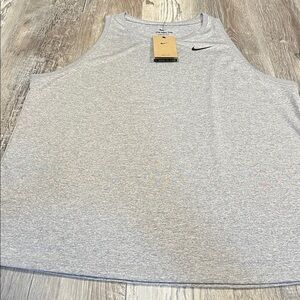 Nike Womens Heather Gray Sleeveless Top Size X-Large New with Tag